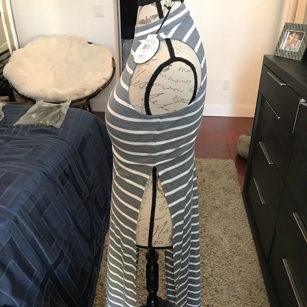 Cute long tank top - Picture 3 of 8